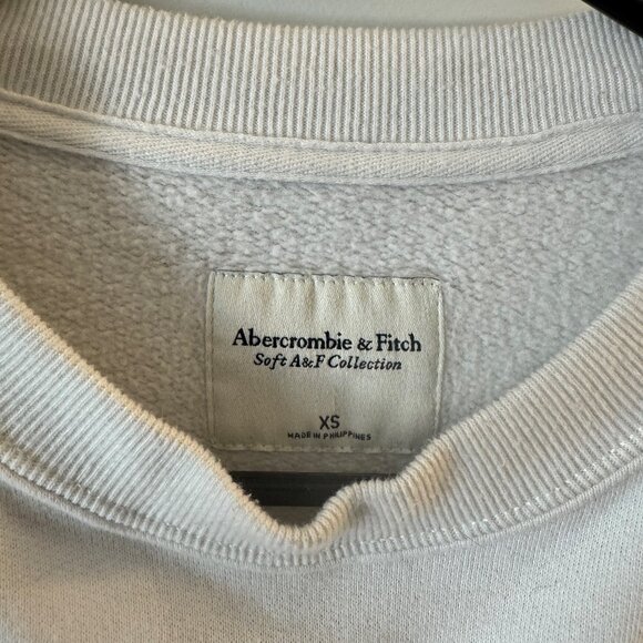 Abercrombie & Fitch - Oversized Split Hem Chicago Bulls Crewneck Sweatshirt - Picture 2 of 4